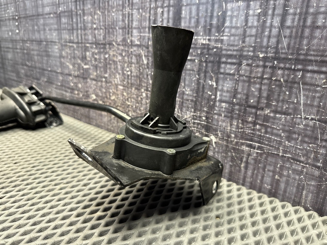 Крепление запасного колеса, 15110 рублей, Красноярск