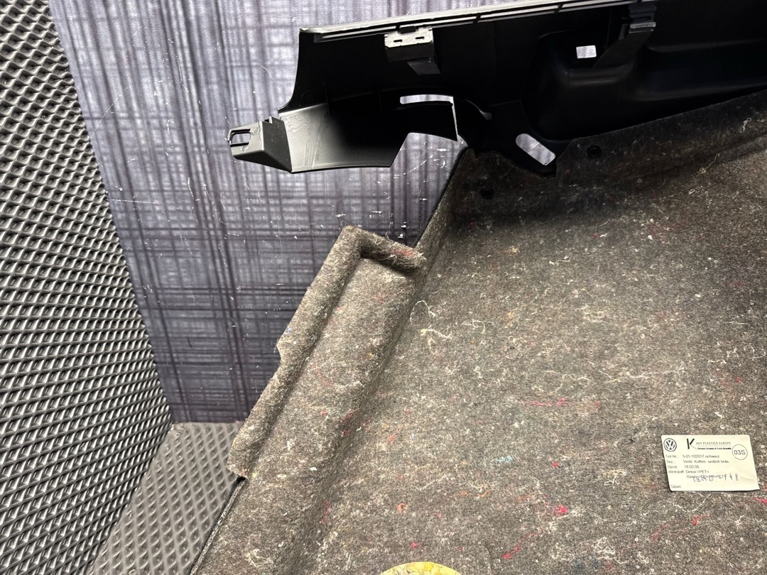 Обшивка багажника, 1920 рублей, Красноярск