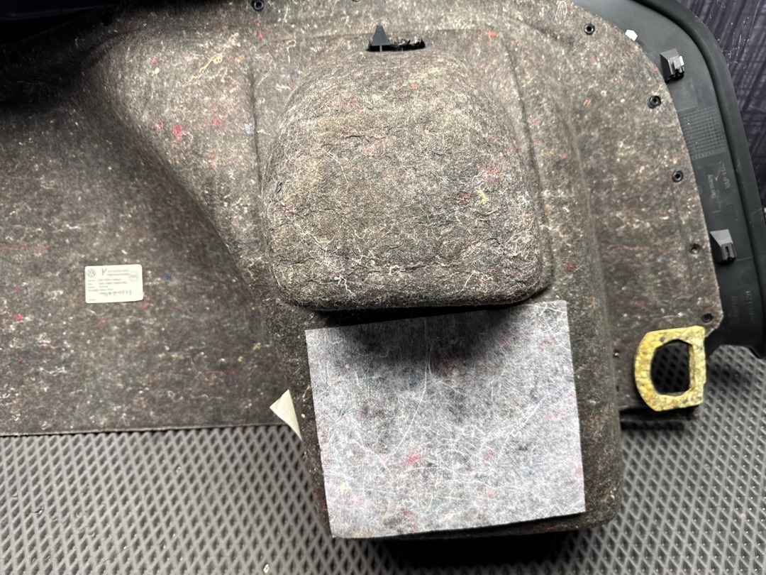 Обшивка багажника, 1920 рублей, Красноярск