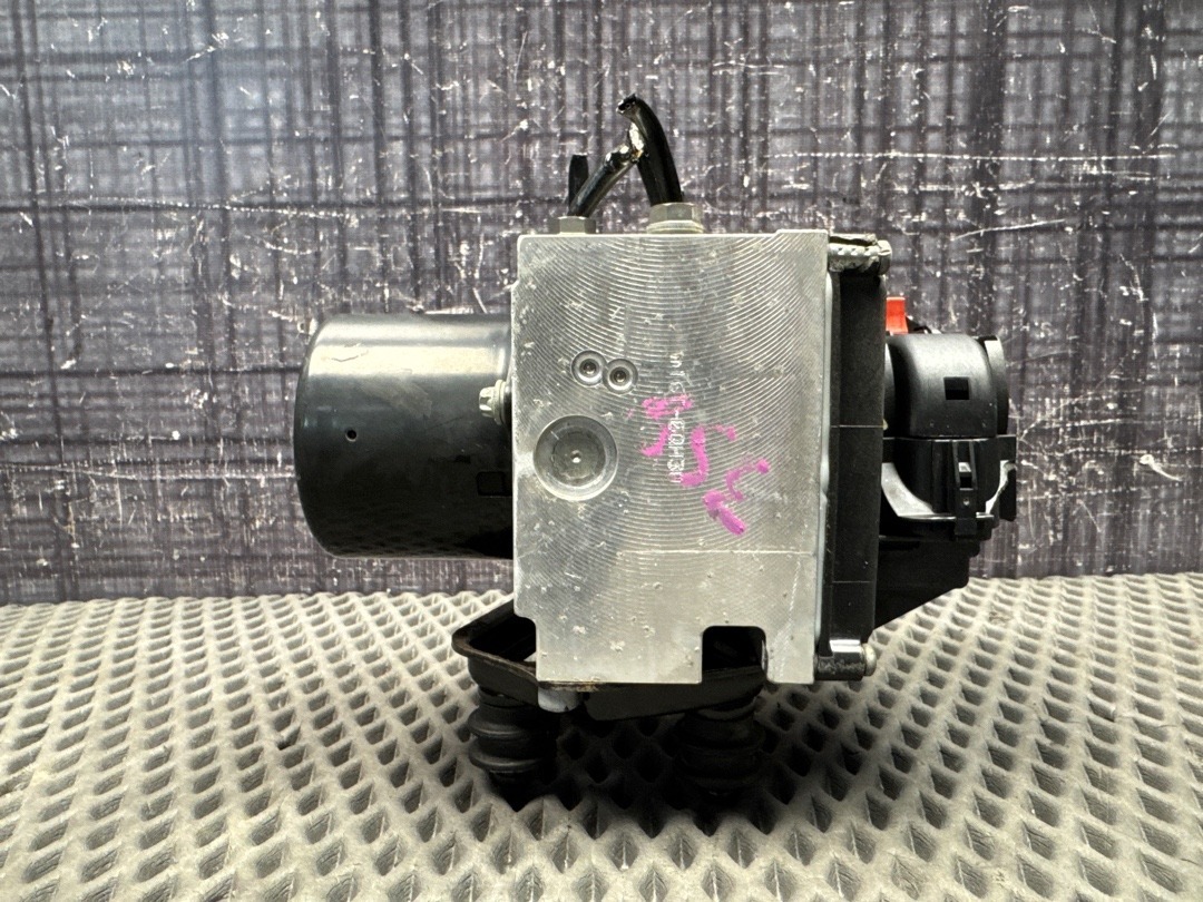 Блок ABS, 8210 рублей, Красноярск