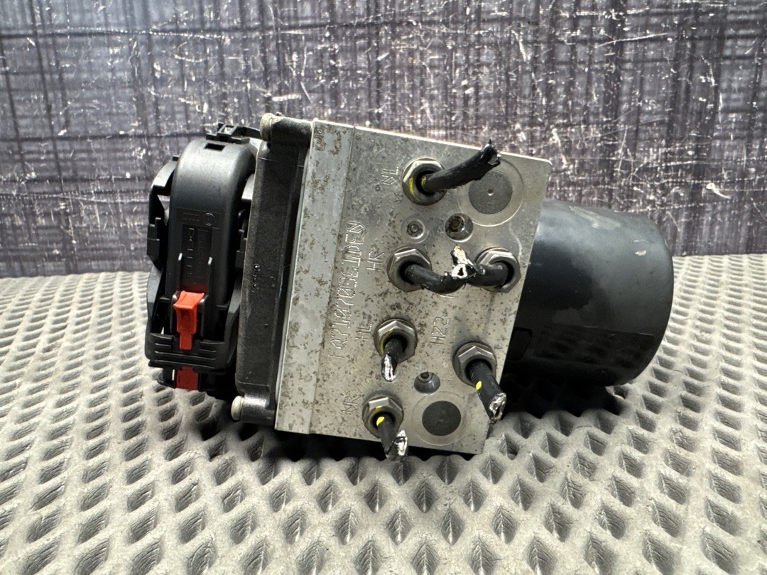 Блок ABS, 8210 рублей, Красноярск