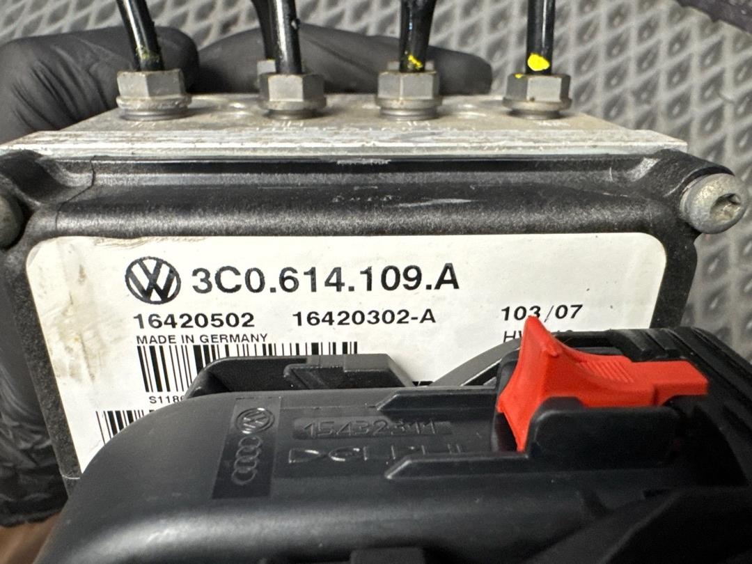 Блок ABS, 8210 рублей, Красноярск