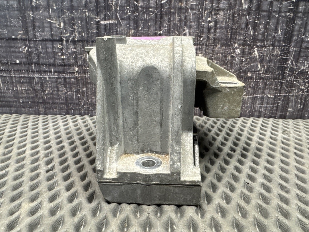 Подушка двигателя, 3730 рублей, Красноярск