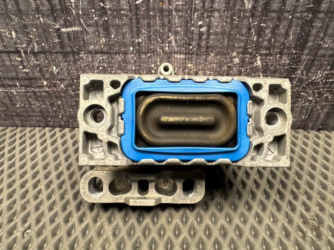 Подушка двигателя, 3730 рублей, Красноярск