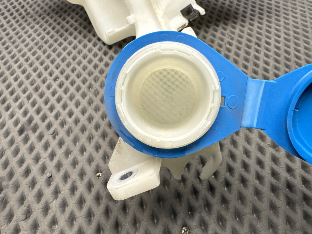 Бачок омывателя, 3370 рублей, Красноярск