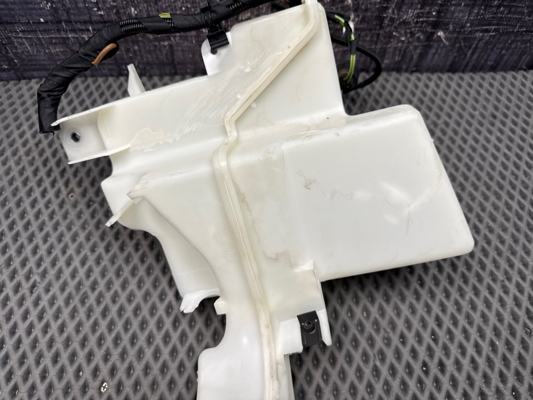 Бачок омывателя, 3370 рублей, Красноярск