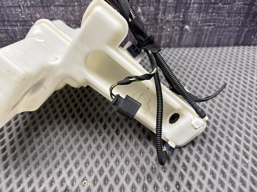 Бачок омывателя, 3370 рублей, Красноярск