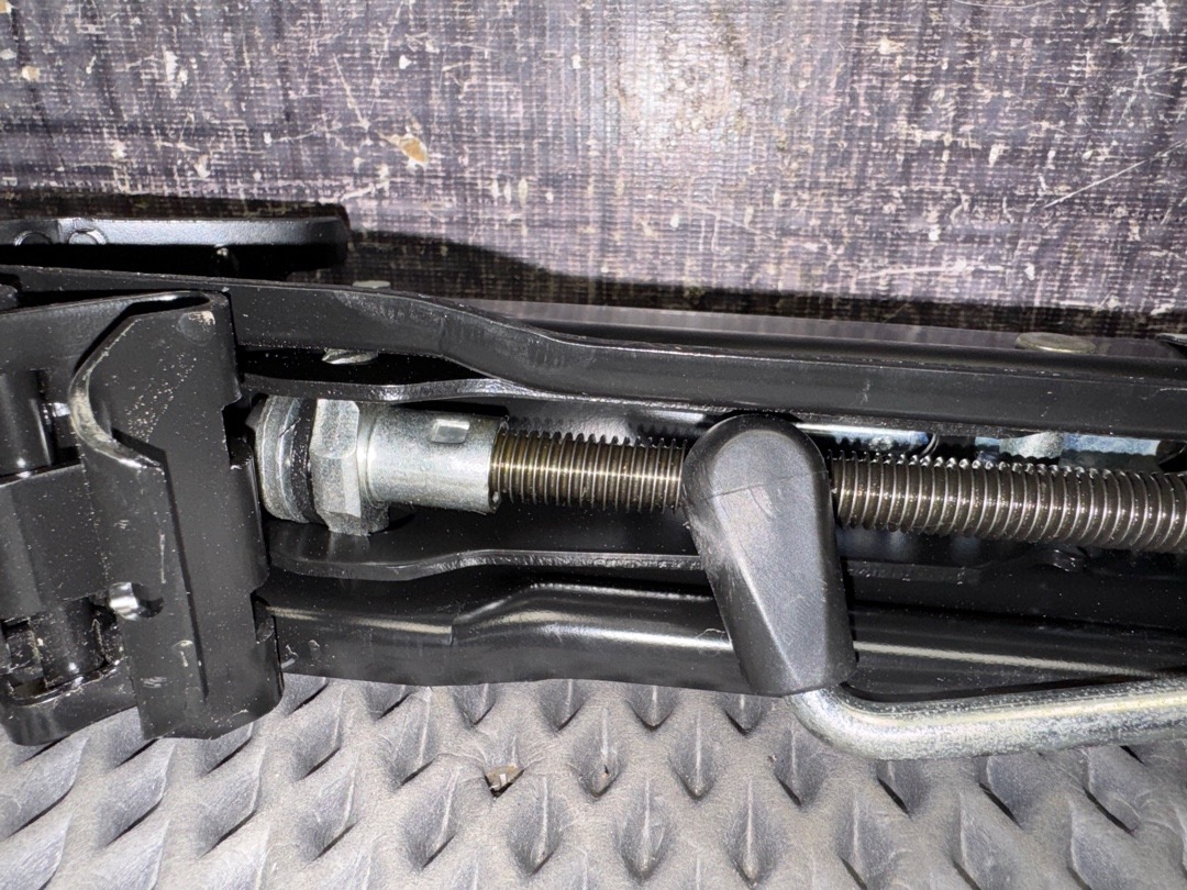 Домкрат, 3670 рублей, Красноярск