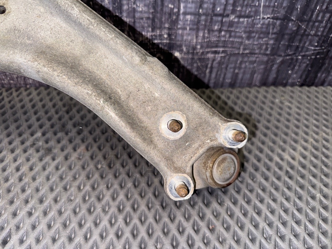 Рычаг подвески, 6110 рублей, Красноярск