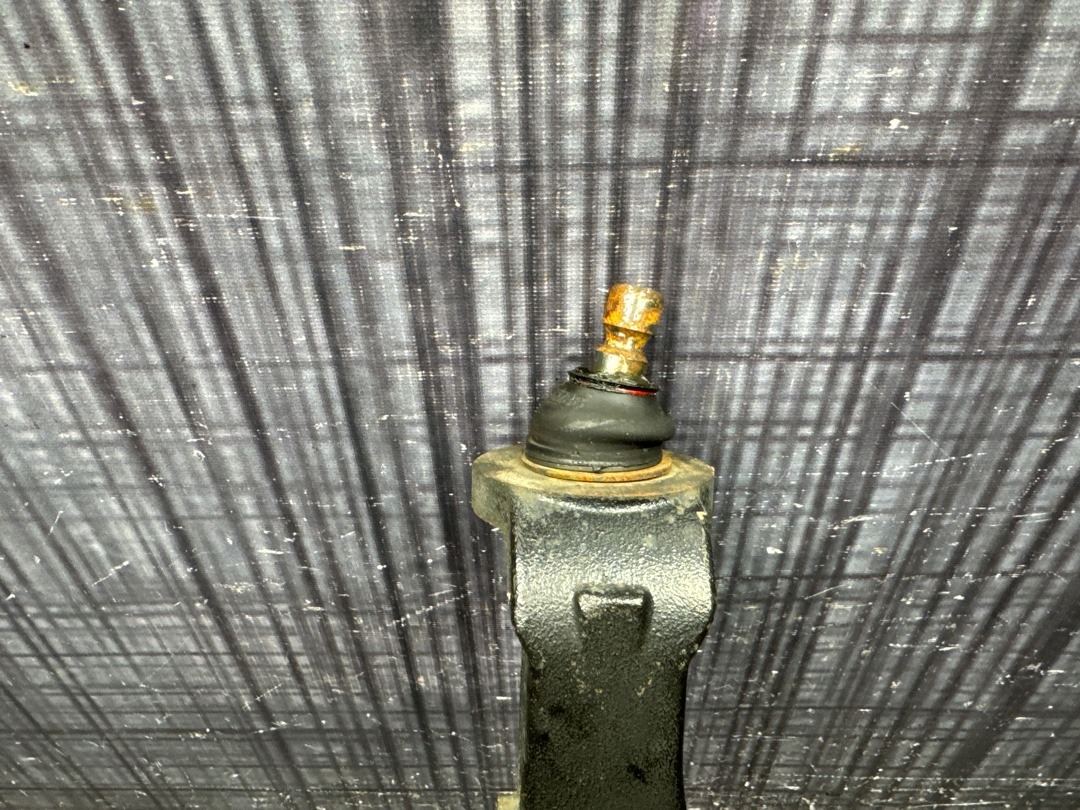 Поворотный кулак, 3430 рублей, Красноярск