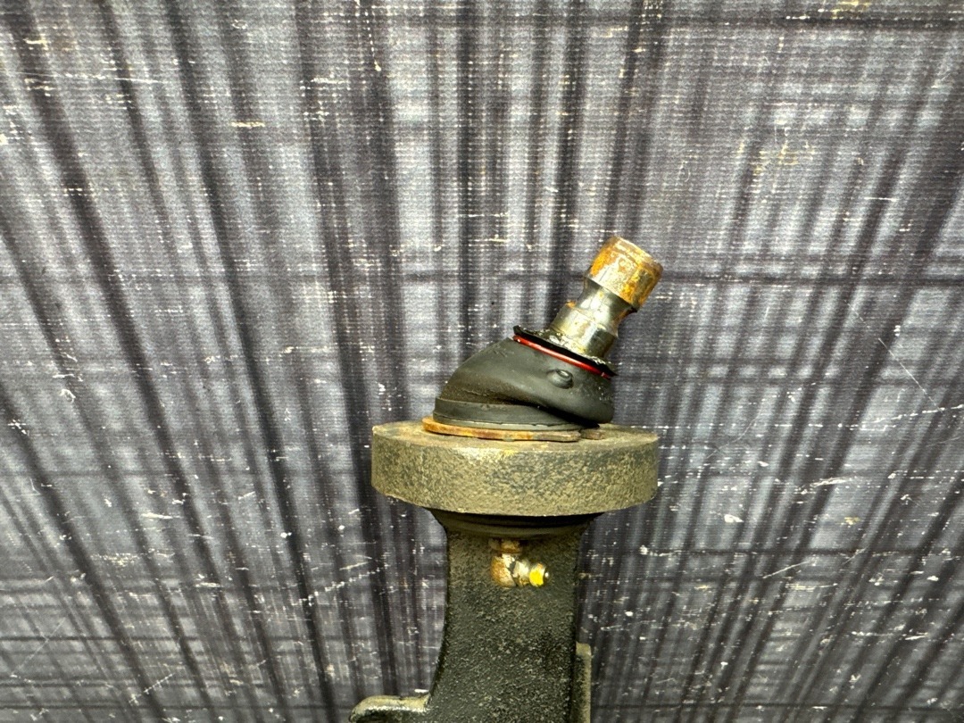 Поворотный кулак, 3430 рублей, Красноярск