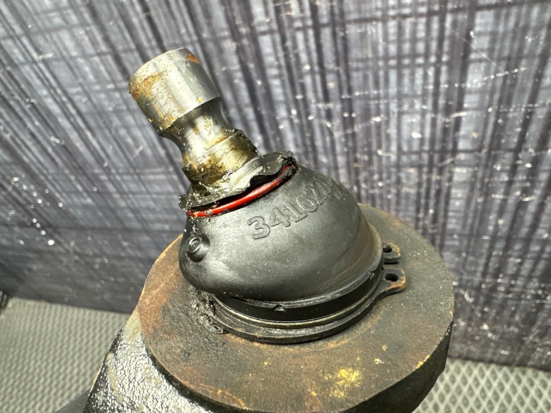 Поворотный кулак, 3010 рублей, Красноярск