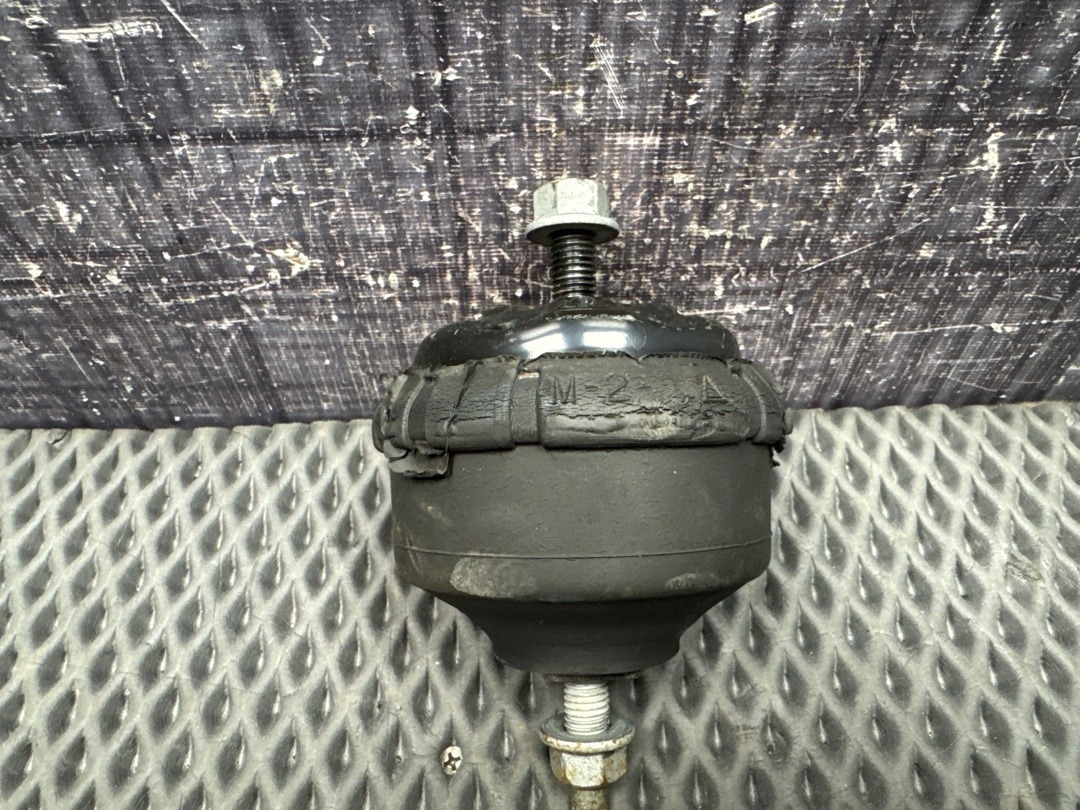 Подушка двигателя, 6860 рублей, Красноярск