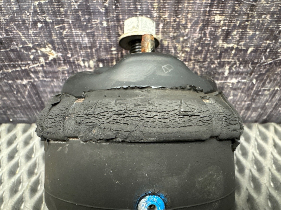 Подушка двигателя, 6860 рублей, Красноярск