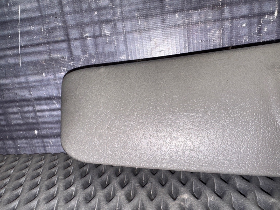 Пластик багажника, 1360 рублей, Красноярск