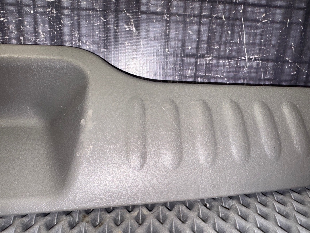 Пластик багажника, 1360 рублей, Красноярск