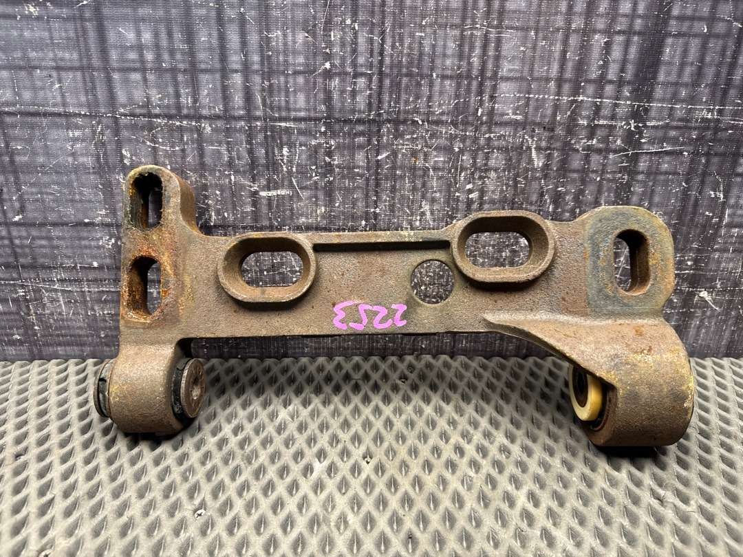 Рычаг подвески, 2020 рублей, Красноярск