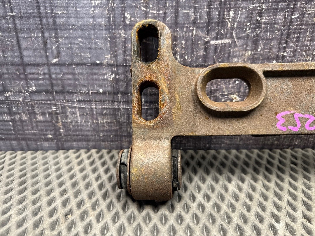 Рычаг подвески, 2020 рублей, Красноярск