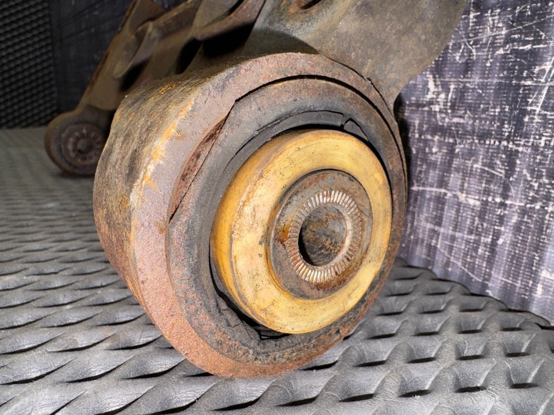 Рычаг подвески, 2020 рублей, Красноярск