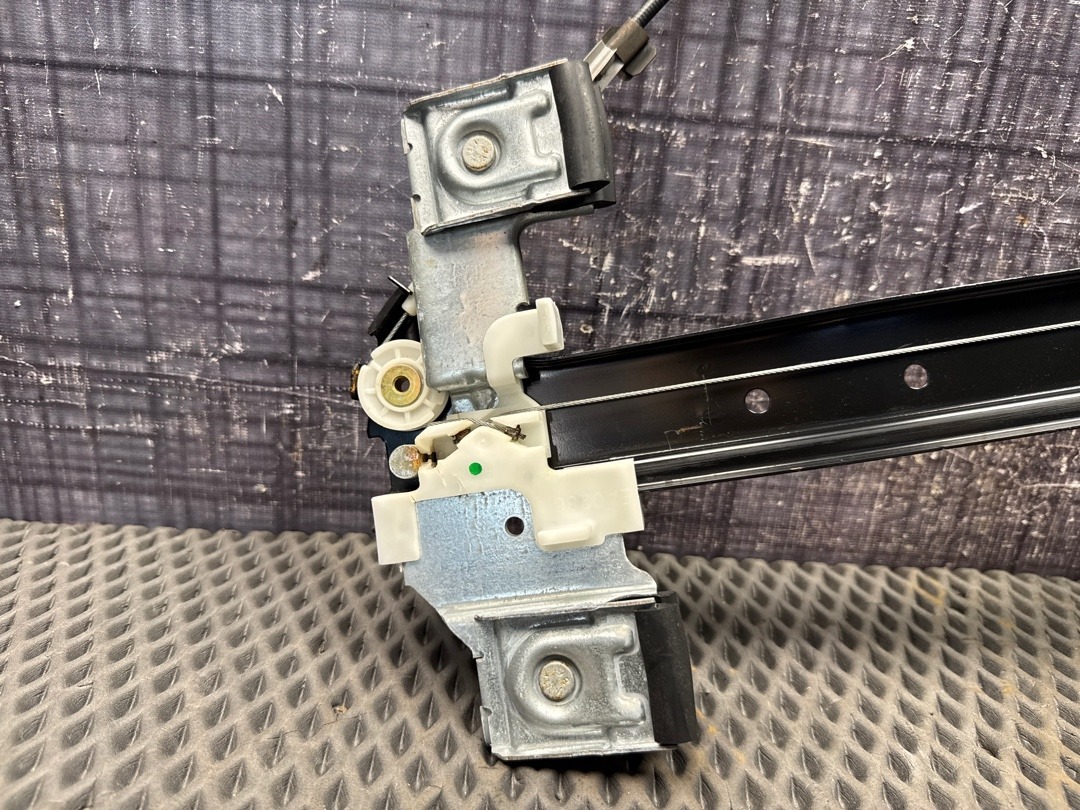 Стеклоподъемник, 3640 рублей, Красноярск