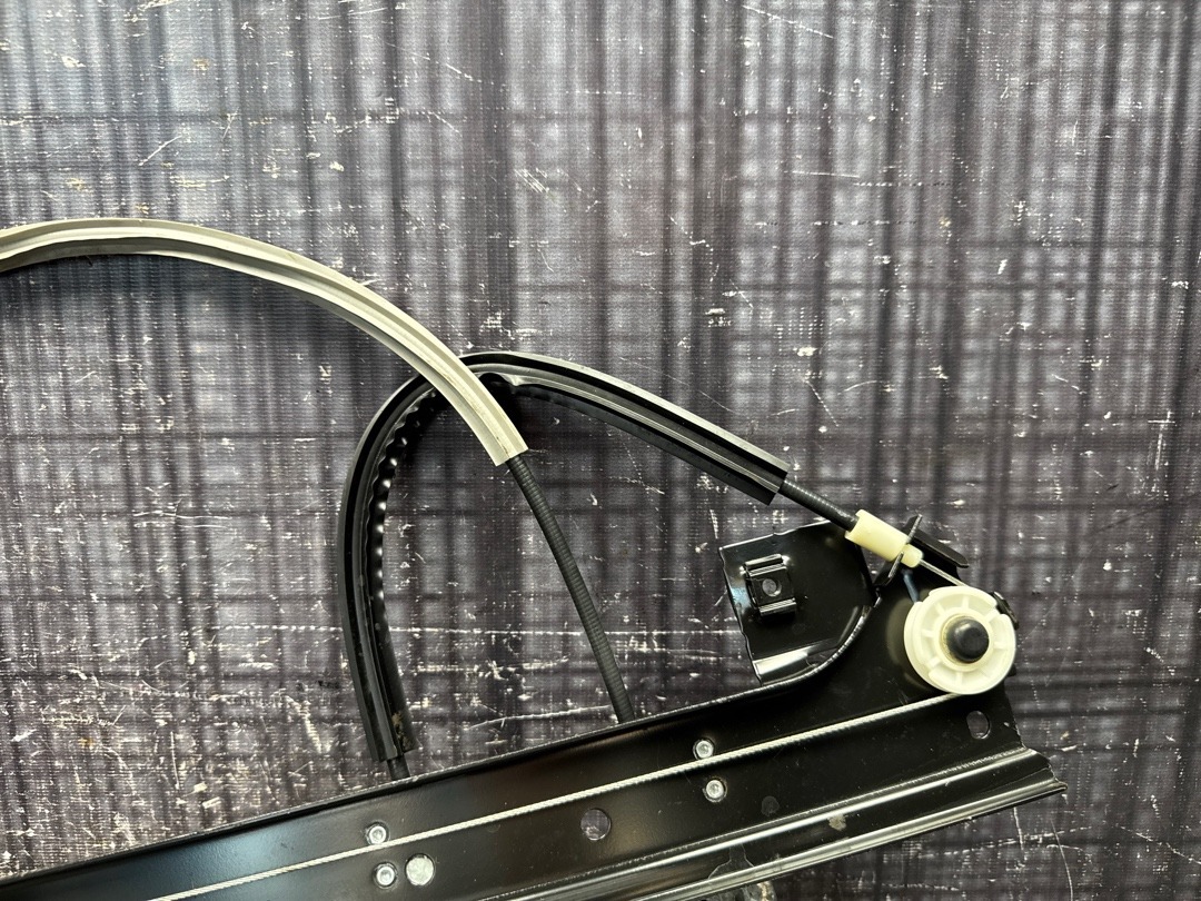 Стеклоподъемник, 3640 рублей, Красноярск