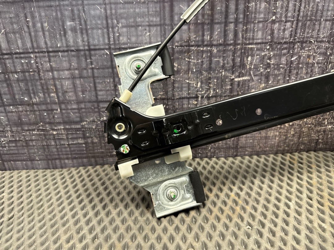 Стеклоподъемник, 3640 рублей, Красноярск