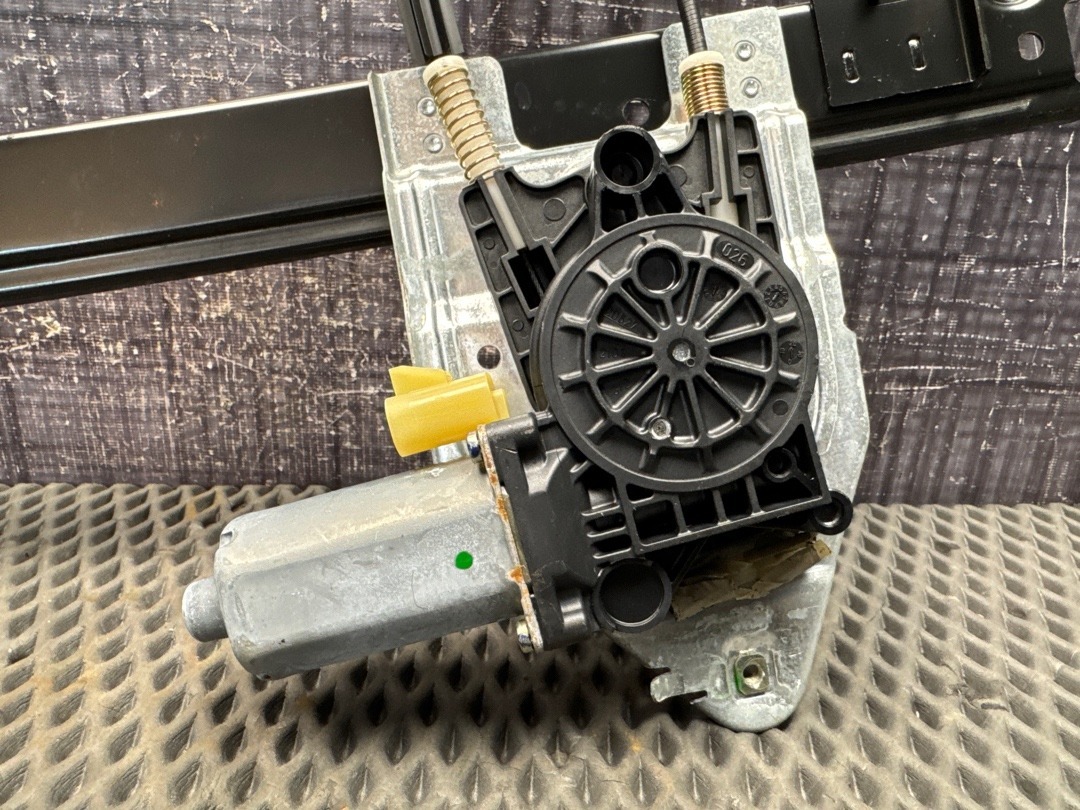 Стеклоподъемник, 3640 рублей, Красноярск