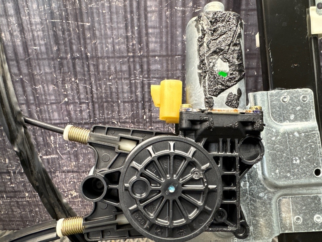 Стеклоподъемник, 6030 рублей, Красноярск