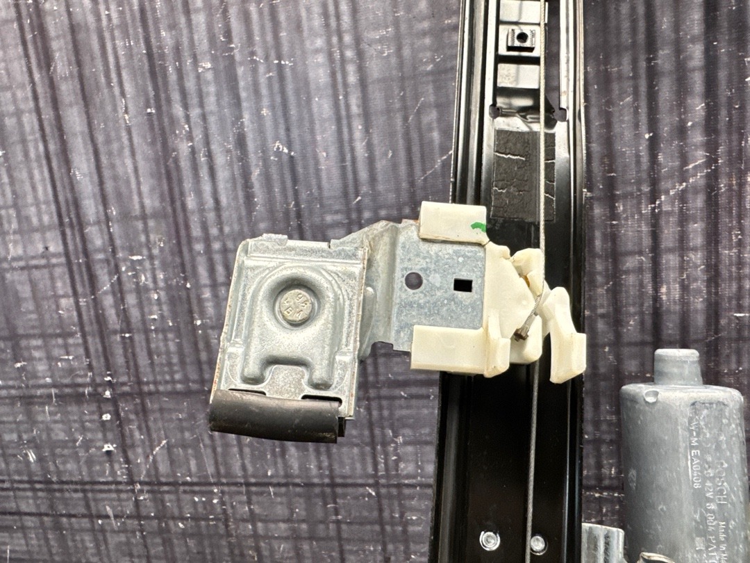 Стеклоподъемник, 6030 рублей, Красноярск