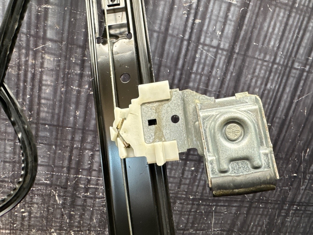 Стеклоподъемник, 6030 рублей, Красноярск