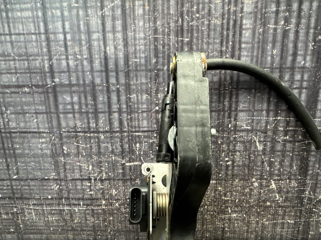 Педаль газа, 5930 рублей, Красноярск