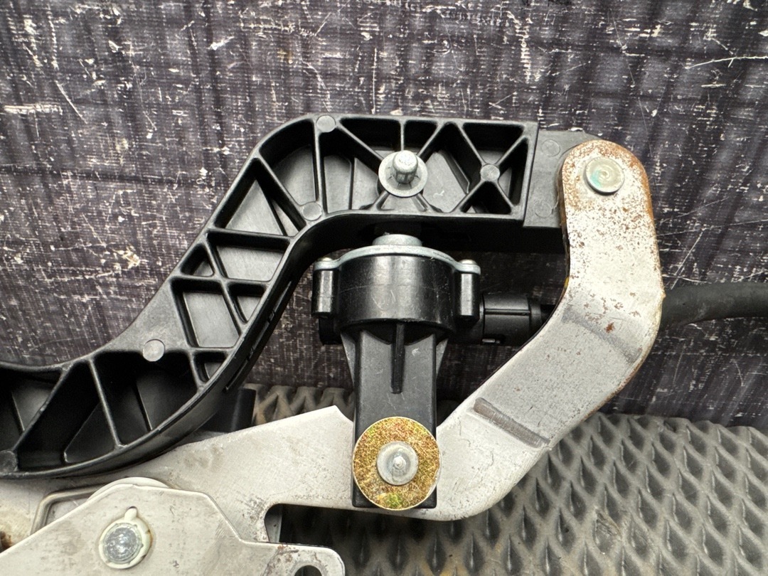 Педаль газа, 5930 рублей, Красноярск