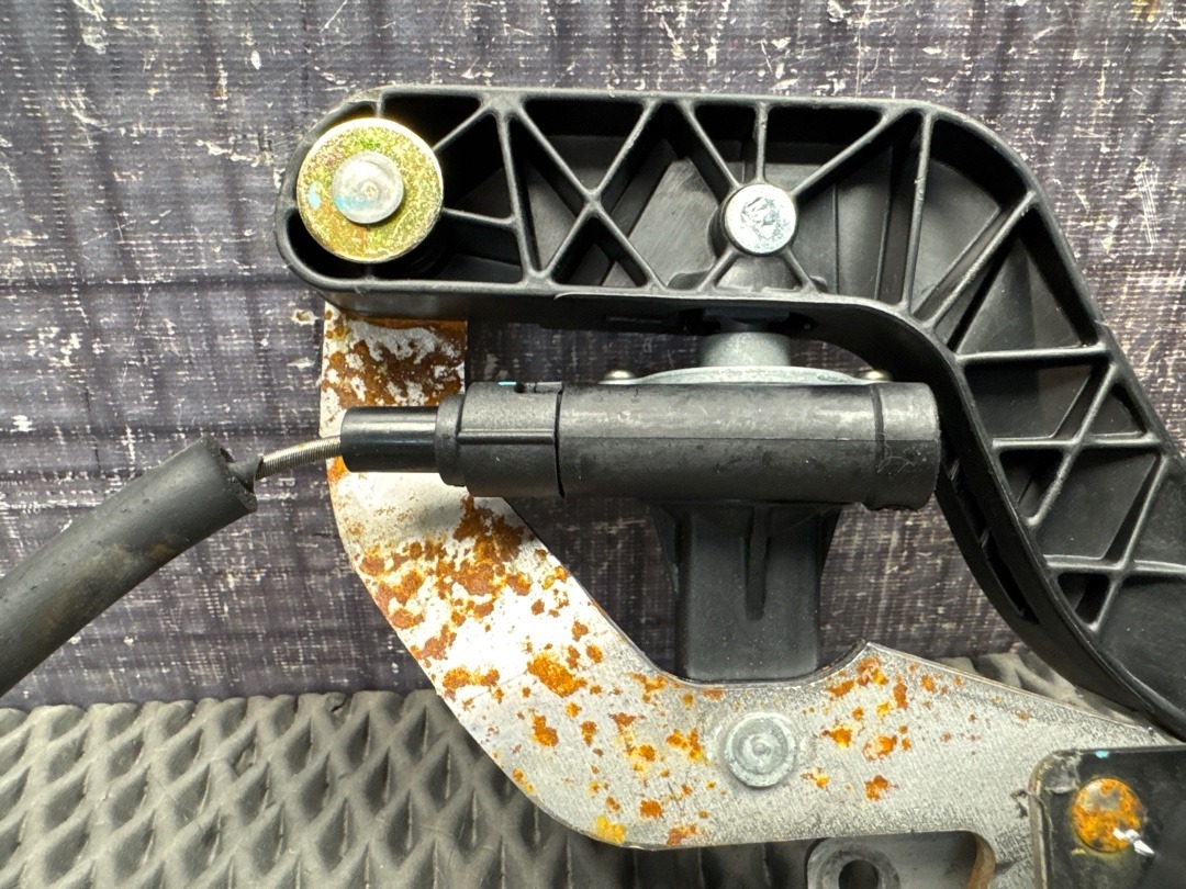 Педаль газа, 5930 рублей, Красноярск