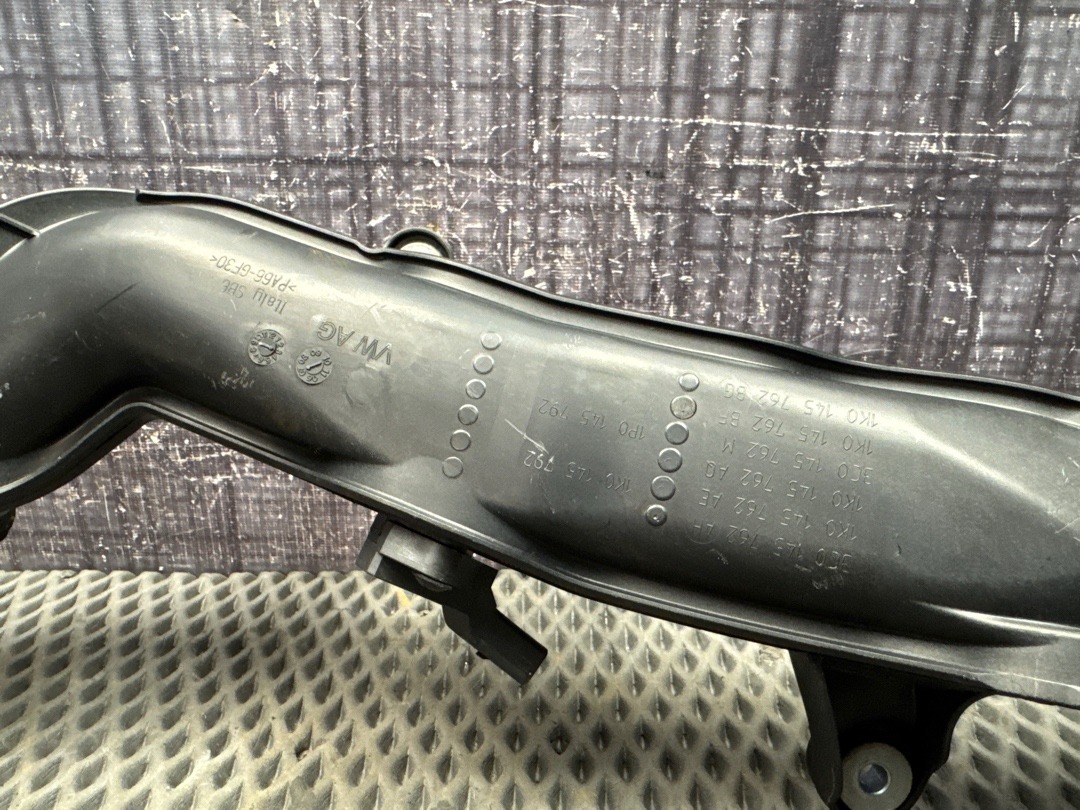 Патрубок интеркуллера, 3680 рублей, Красноярск