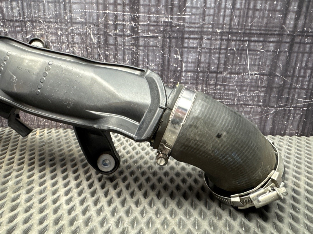 Патрубок интеркуллера, 3680 рублей, Красноярск