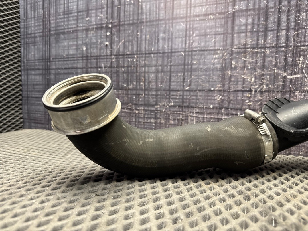 Патрубок интеркуллера, 3680 рублей, Красноярск