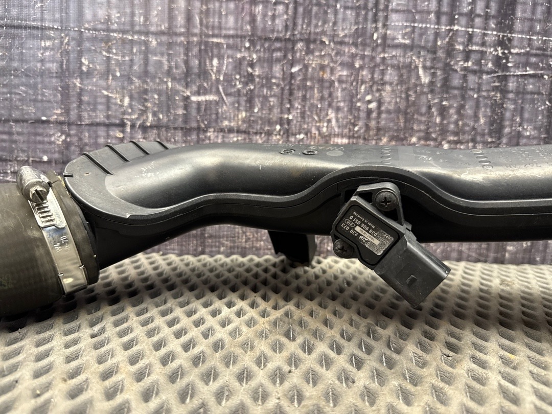 Патрубок интеркуллера, 3680 рублей, Красноярск