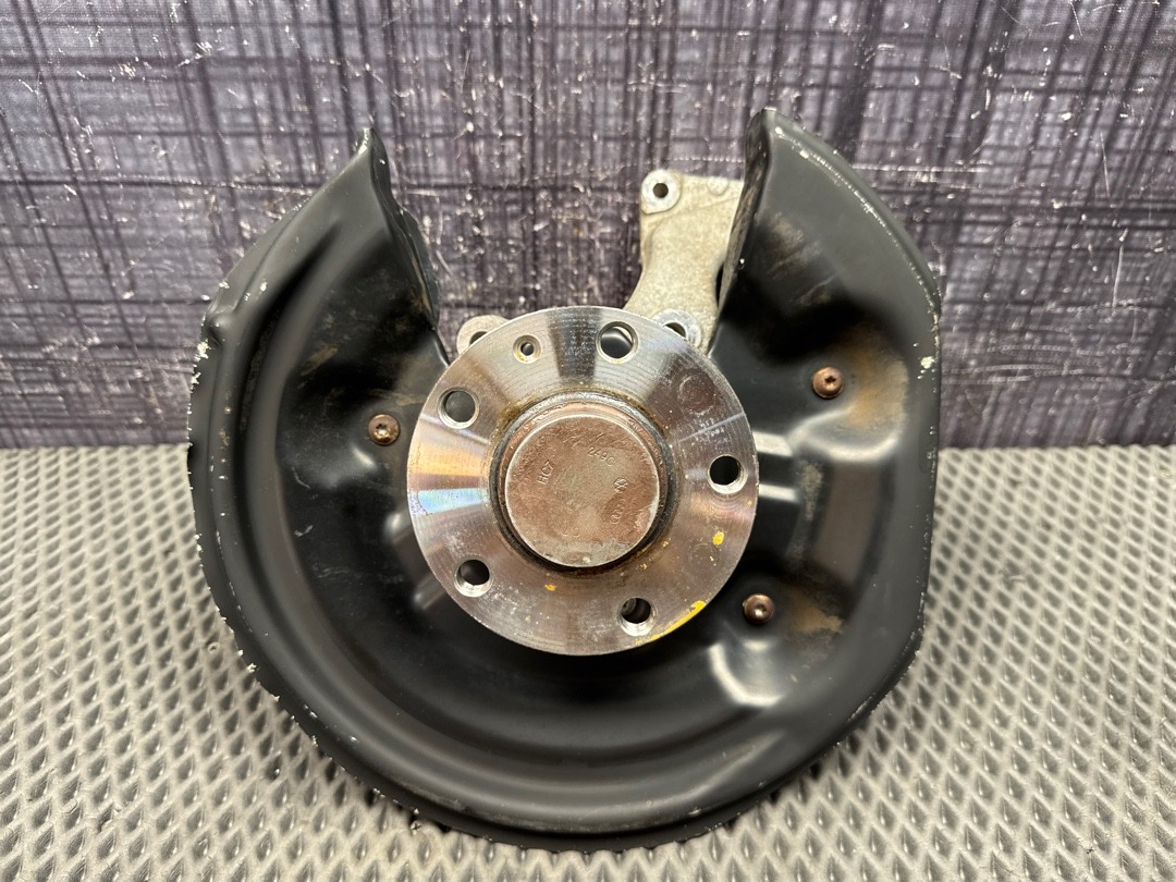 Поворотный кулак, 3430 рублей, Красноярск