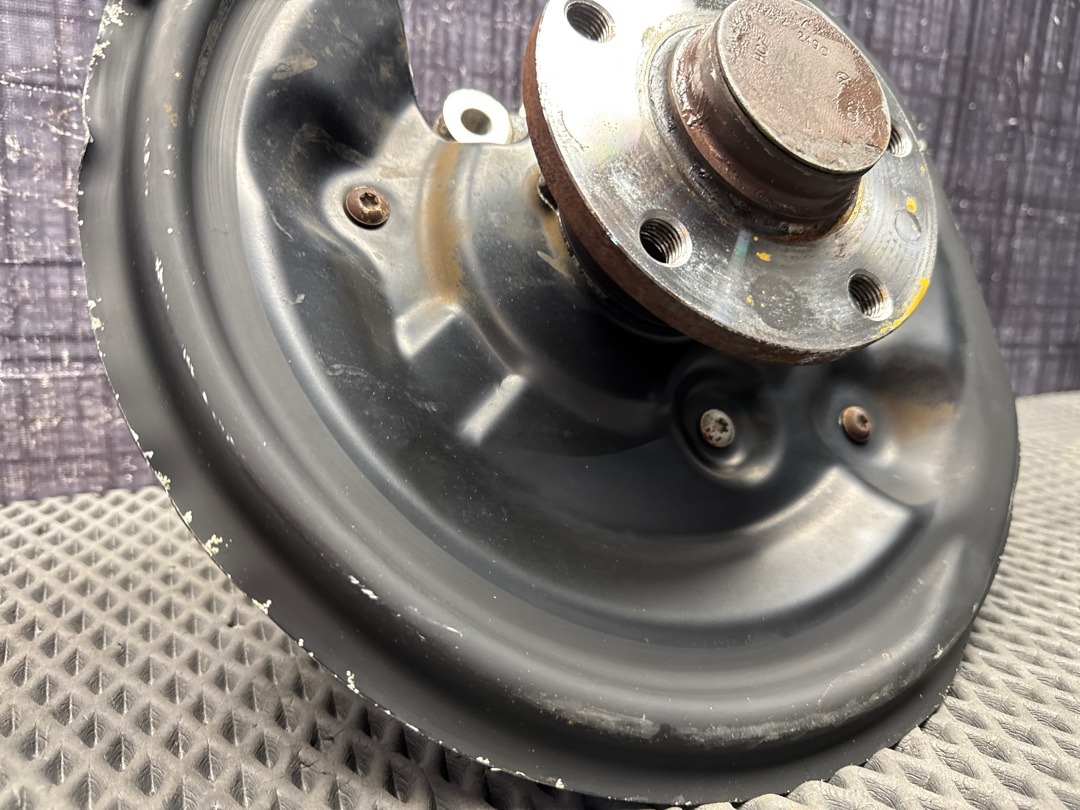 Поворотный кулак, 3430 рублей, Красноярск