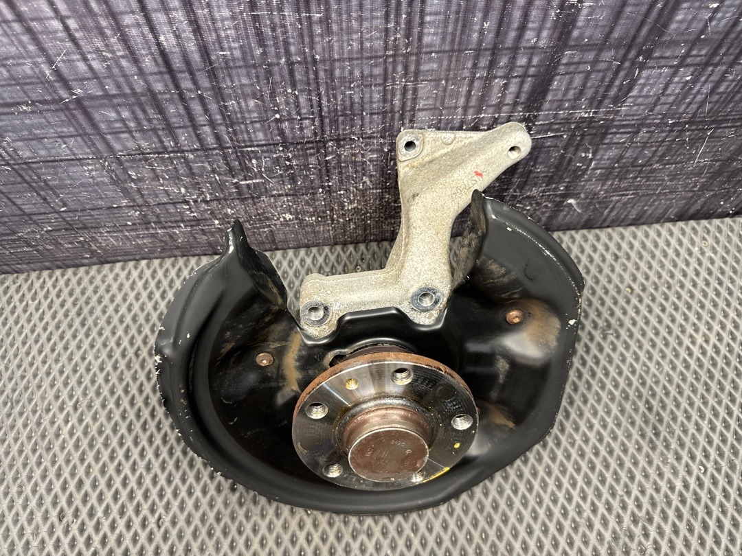 Поворотный кулак, 3430 рублей, Красноярск