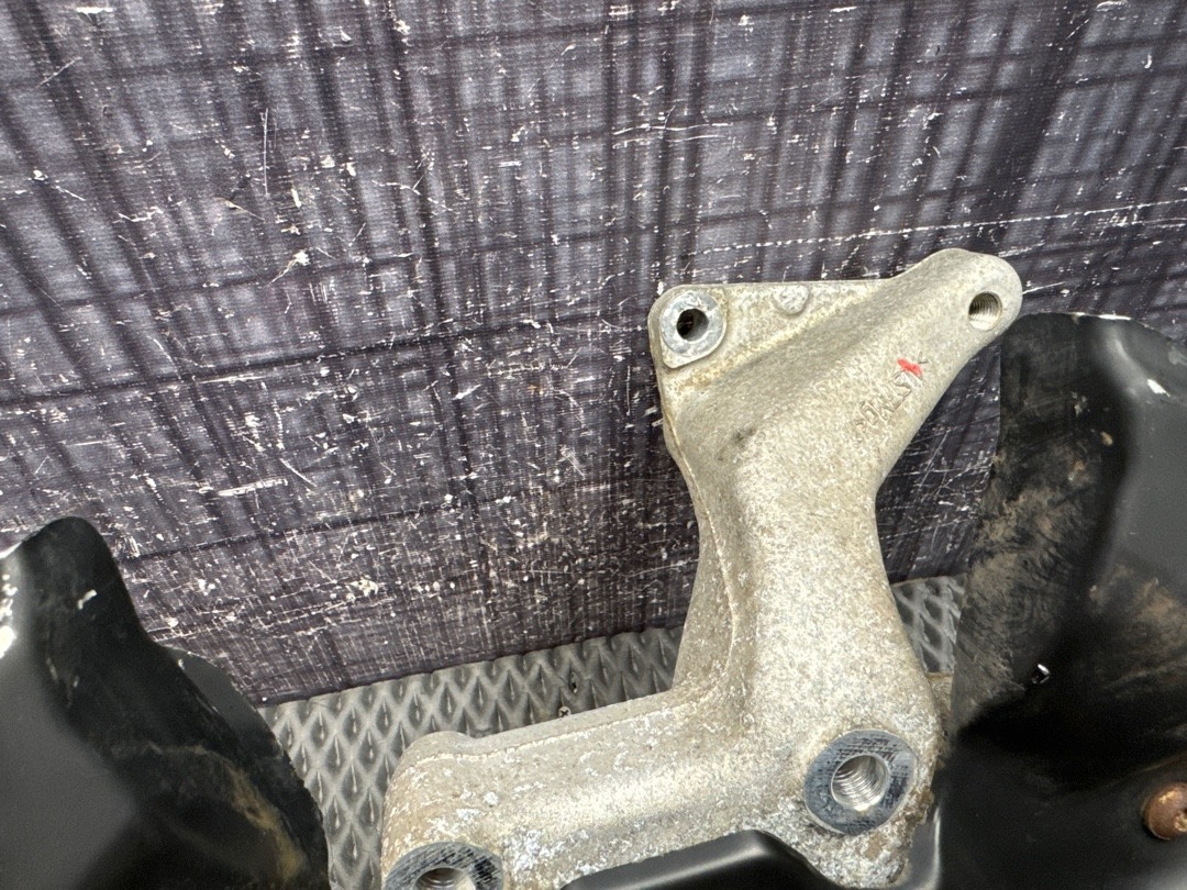 Поворотный кулак, 3430 рублей, Красноярск