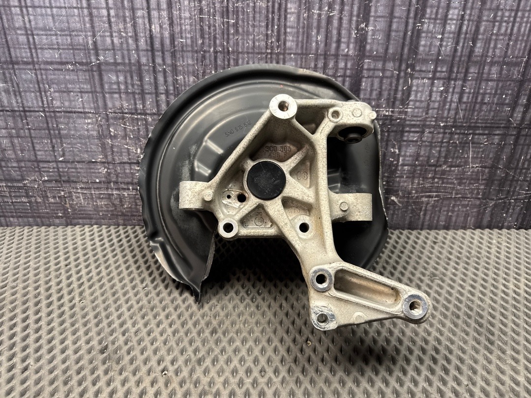 Поворотный кулак, 3430 рублей, Красноярск