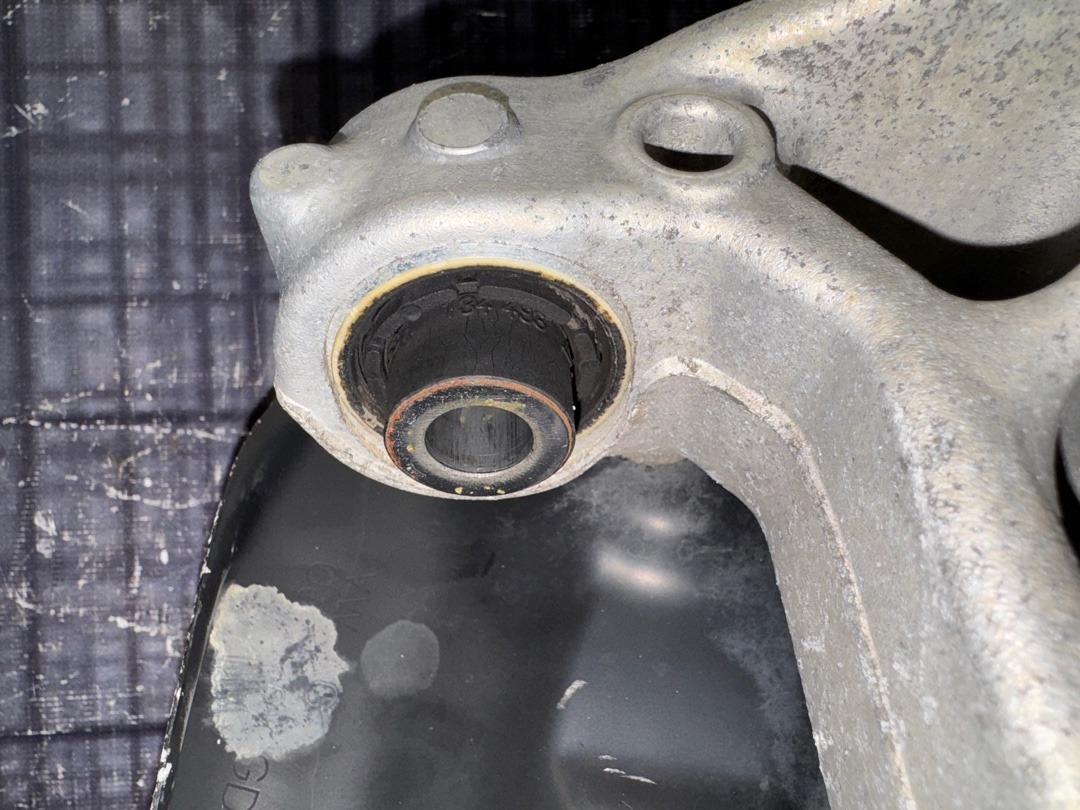 Поворотный кулак, 3430 рублей, Красноярск