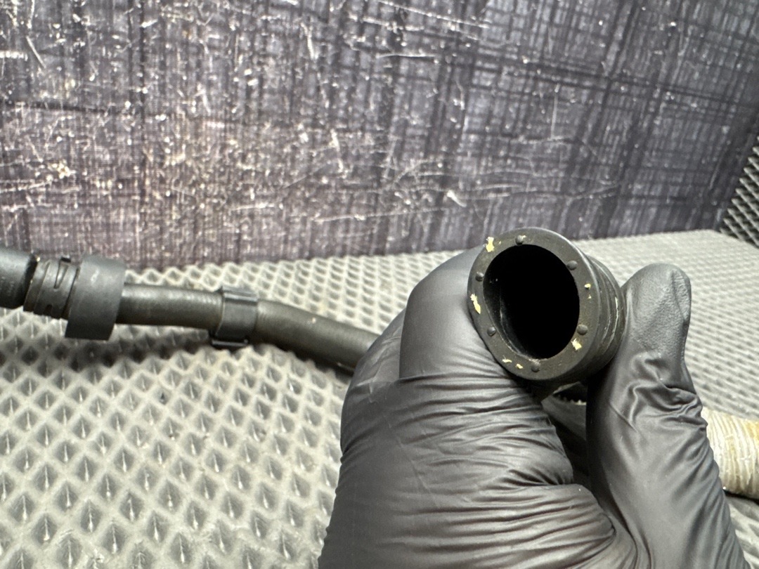 Патрубок печки, 2010 рублей, Красноярск