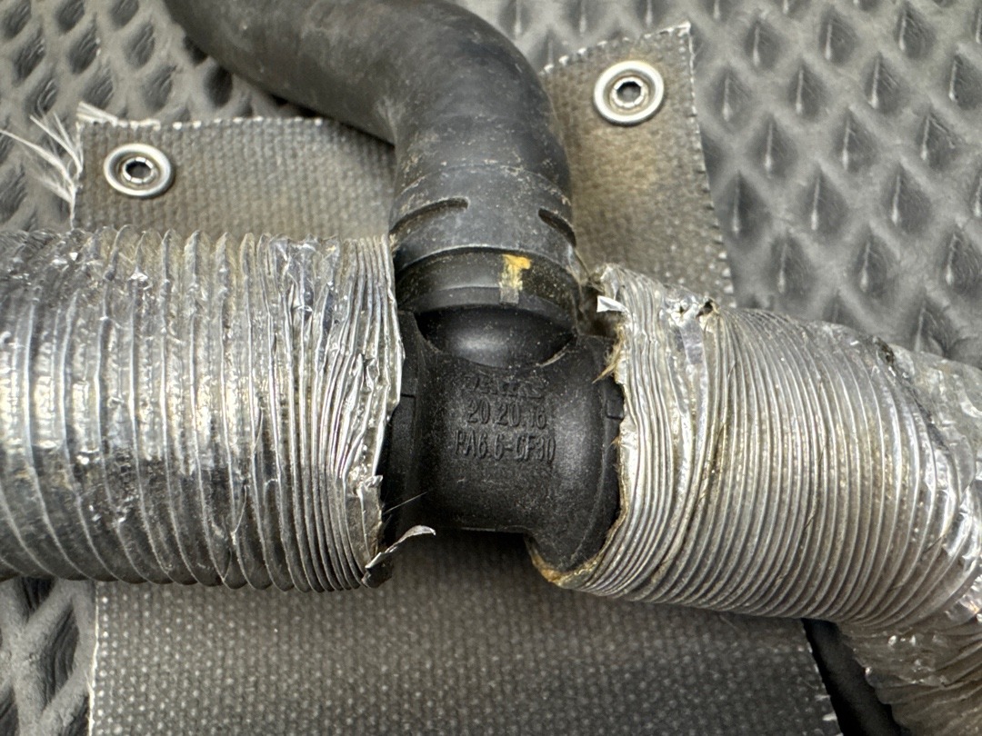 Патрубок печки, 2010 рублей, Красноярск