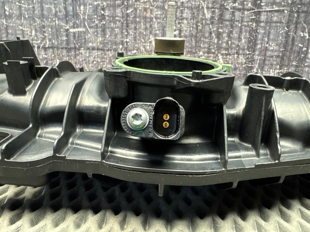 Коллектор впускной, 3820 рублей, Красноярск