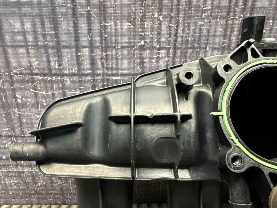 Коллектор впускной, 3820 рублей, Красноярск