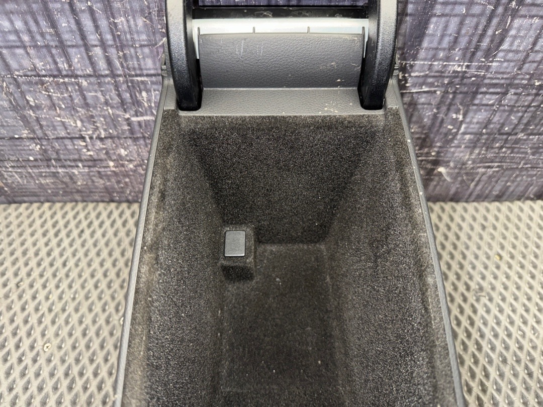 Подлокотник, 4210 рублей, Красноярск