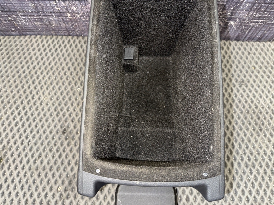 Подлокотник, 4210 рублей, Красноярск