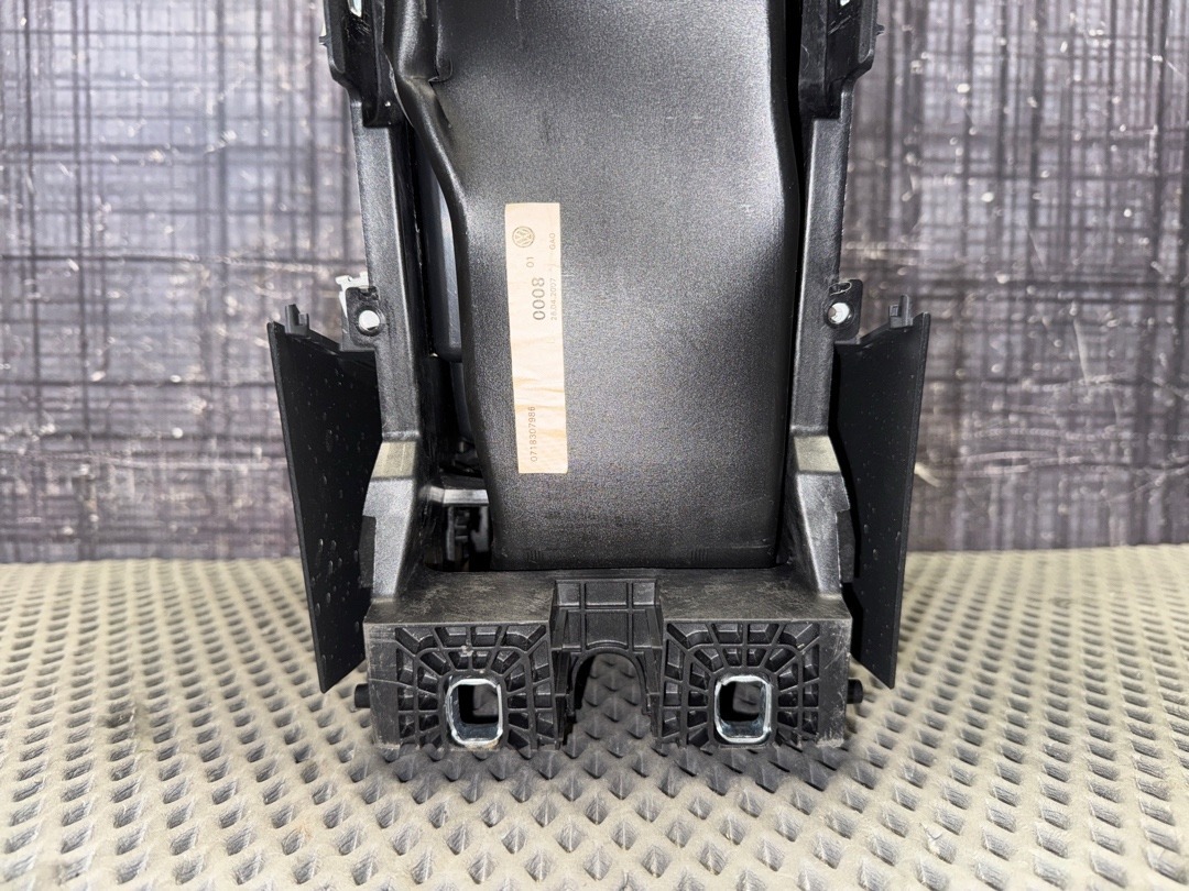 Подлокотник, 4210 рублей, Красноярск